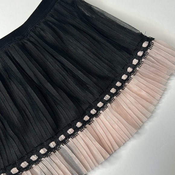 Seductivewear by Cinema Sheer Tulle Pleated Mini Skirt with Garters & Thong Sz M - Picture 5 of 11